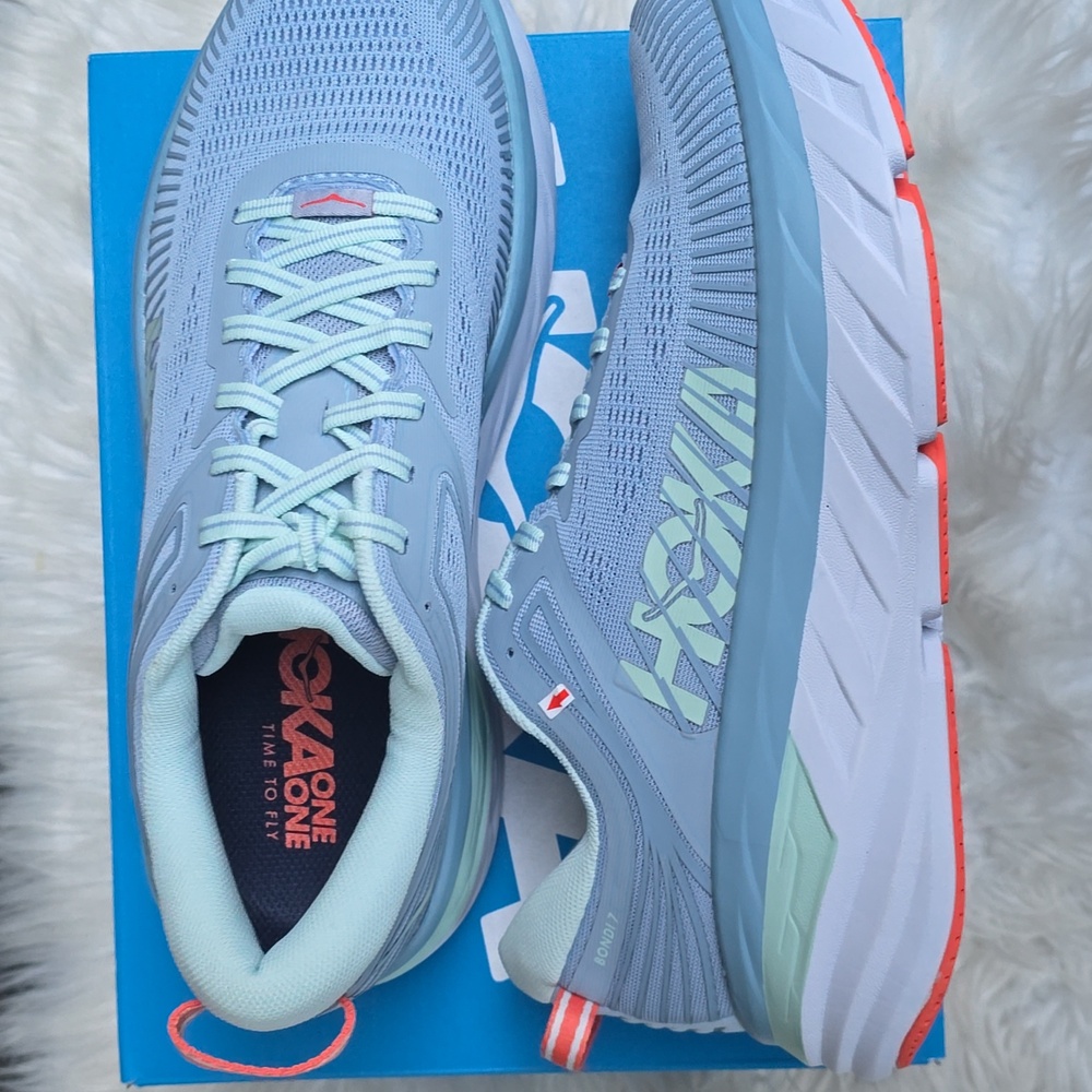 Hoka Bondi 7 Women's 9 Light Blue New In Box - Picture 2 of 9